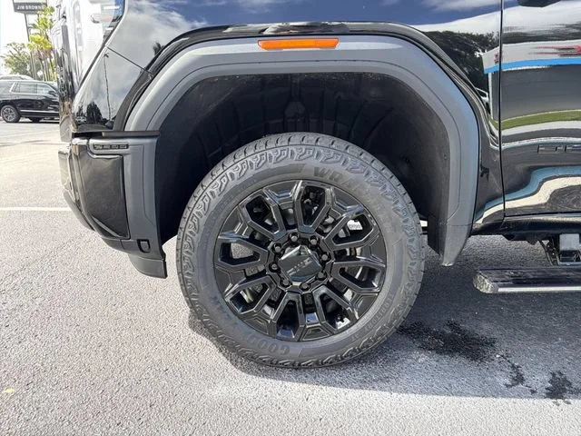 New 2026 Onyx Black GMC Denali Ultimate image 31