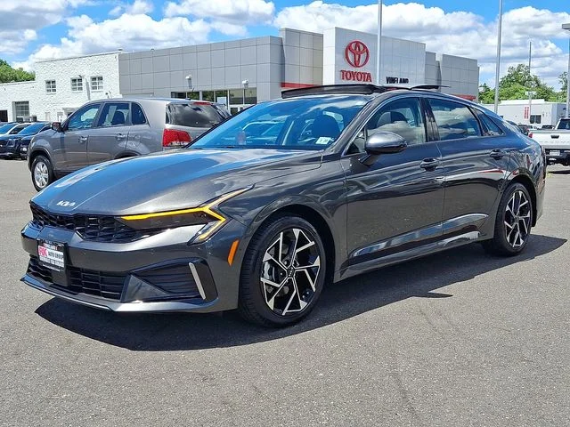 Certified Used 2025 Gray Kia EX image 4