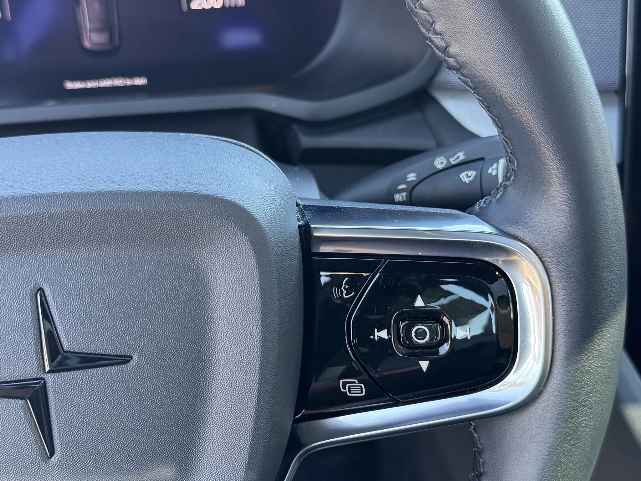 Used 2024 Midnight Metallic Polestar Long Range Dual Motor image 18