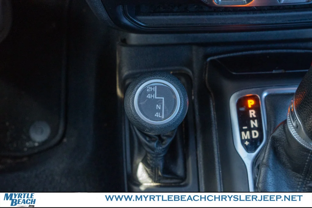 Used 2020 Red Clearcoat Jeep Unlimited Sport S image 26