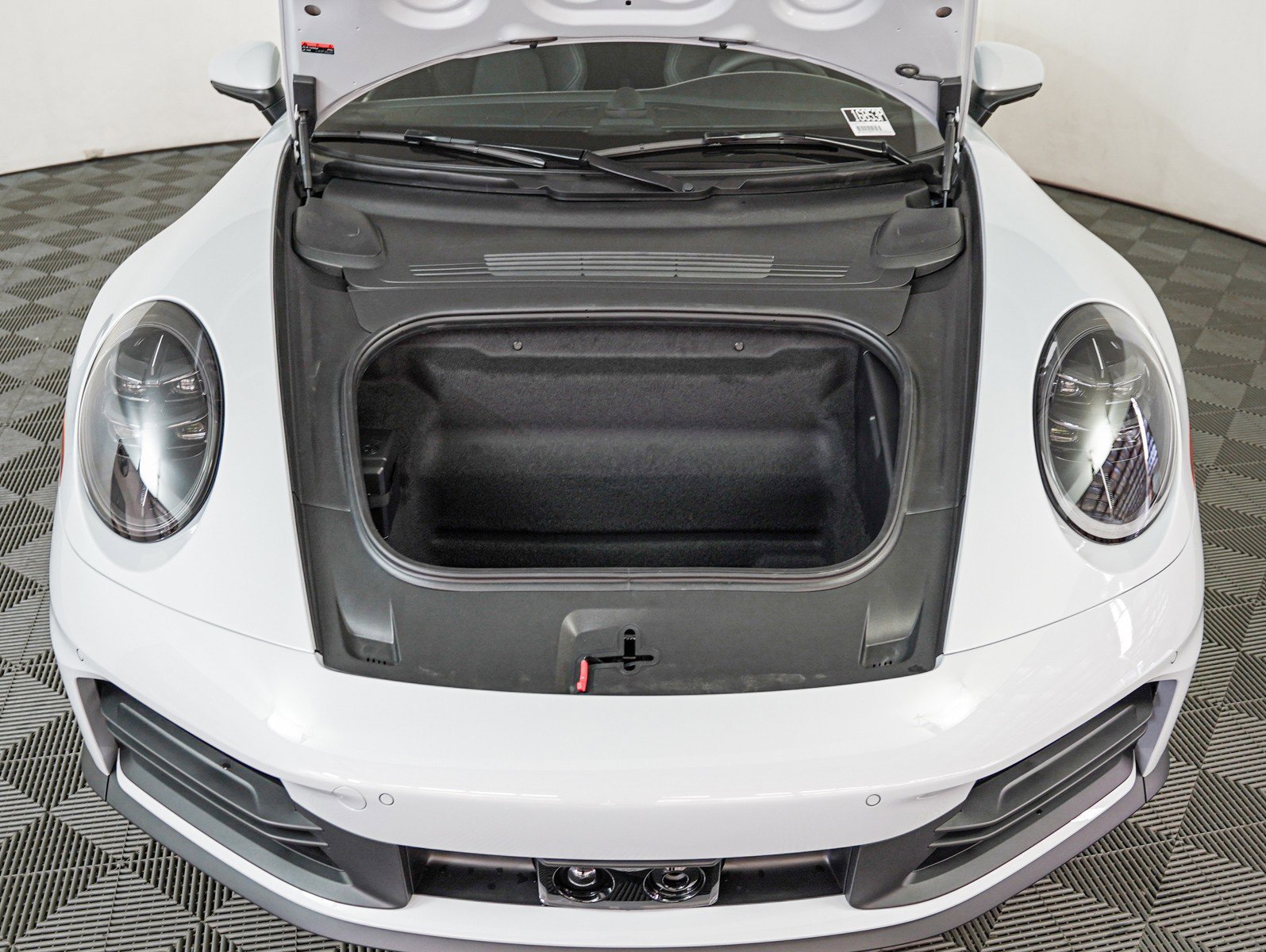 New 2026 ICE GREY Porsche Carrera S Cabriolet image 29