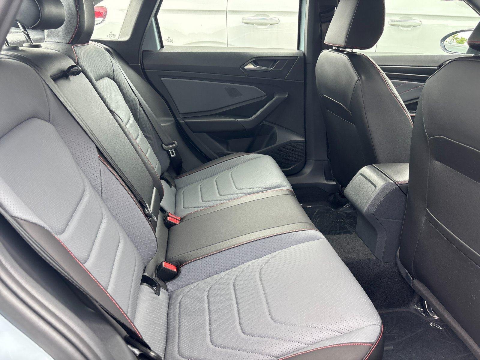 New 2026 Monument Gray w/Deep Black Roof Volkswagen Autobahn image 37
