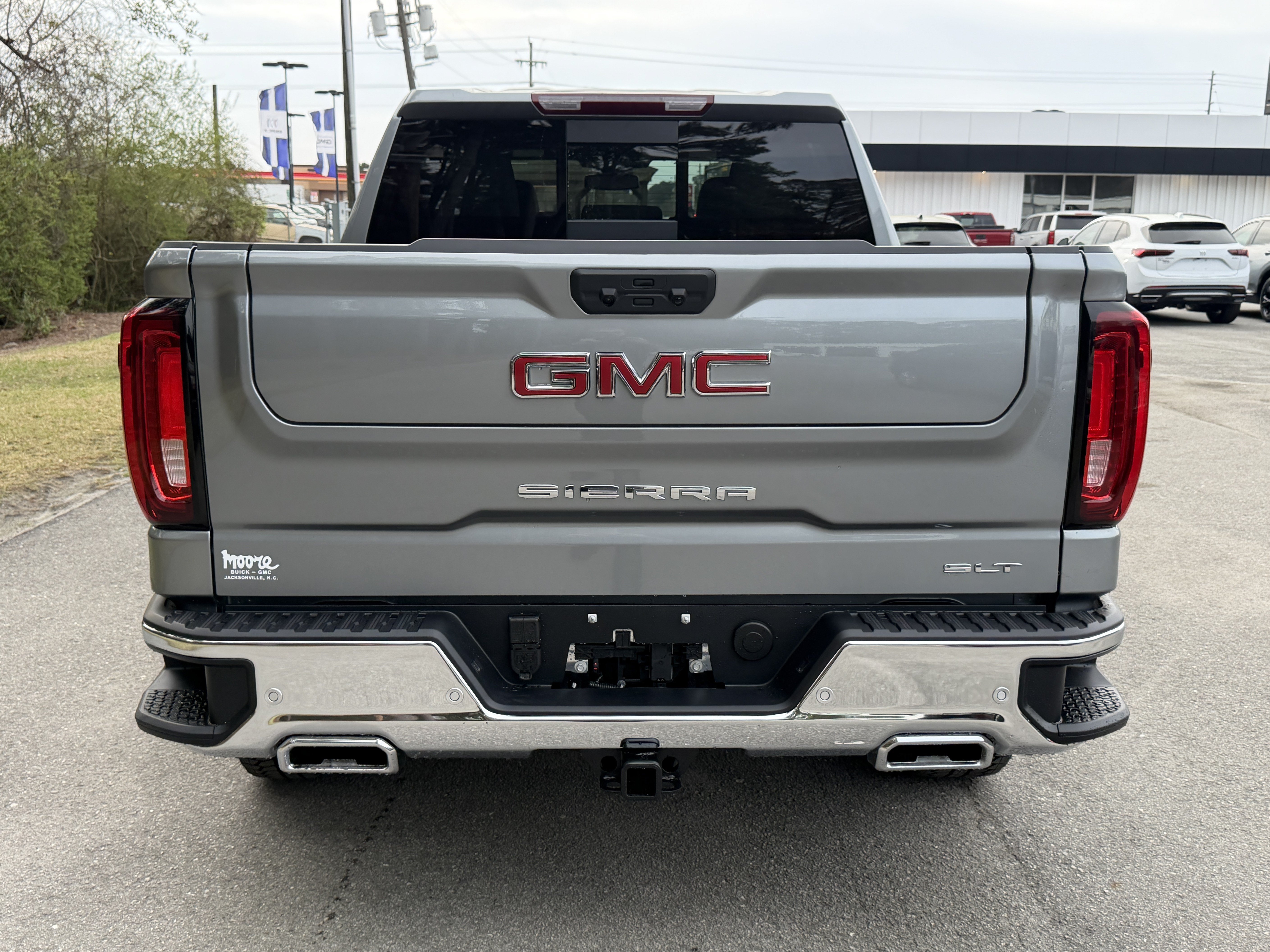 2026 GMC Sierra 1500 SLT - Photo 12