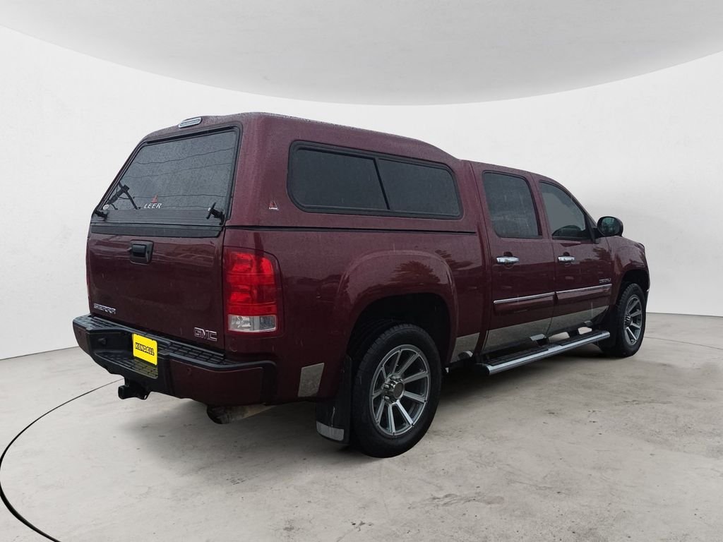 Used 2013 Red GMC Denali image 5