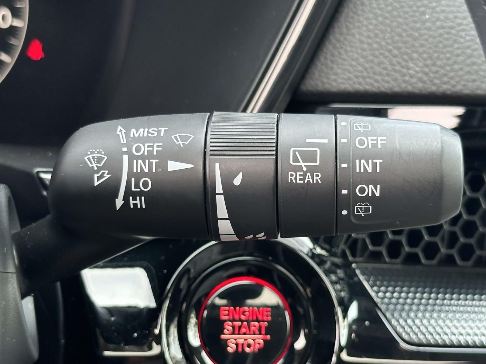 Used 2024  Honda EX-L image 31
