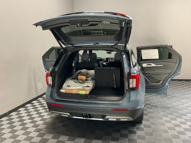 New 2027 Vapor Blue Metallic Ford Active image 27