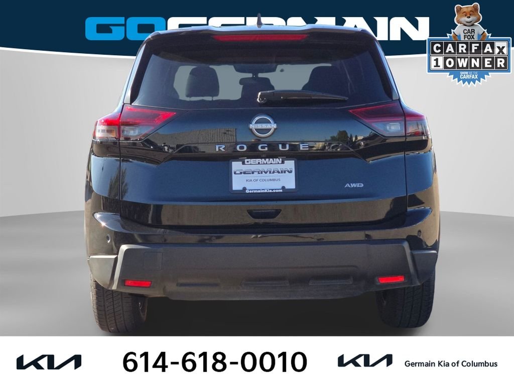 Used 2025 Black Nissan S image 9