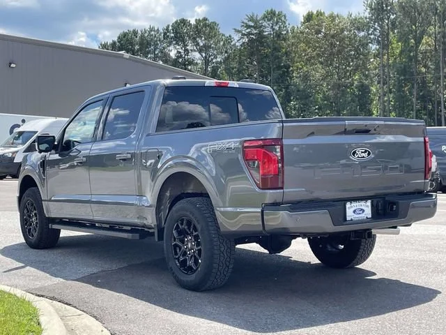 New 2026 Carbonized Gray Metallic Ford XLT image 44