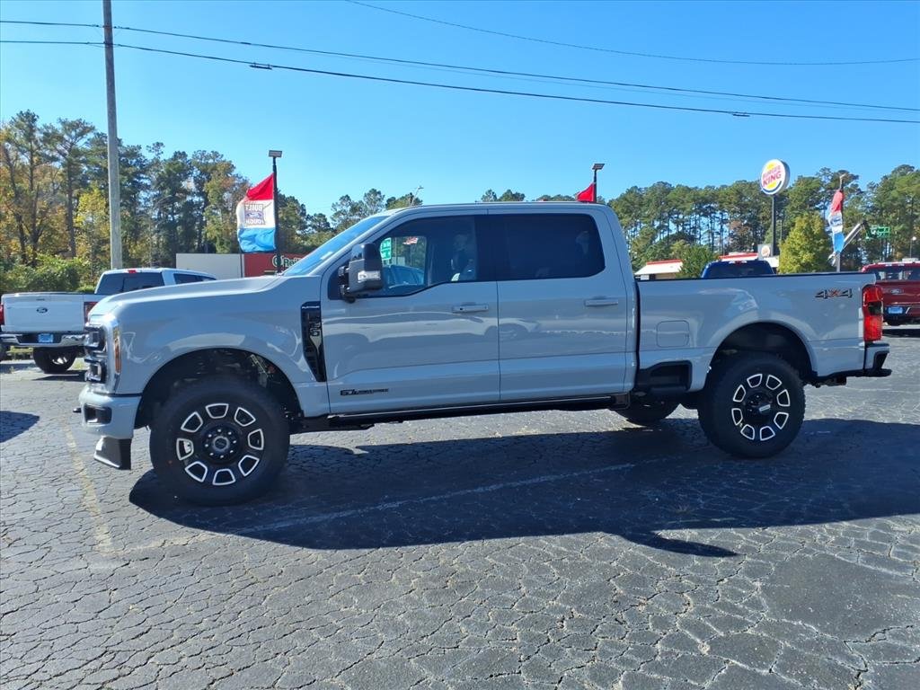 2026 Ford F-250 Super Duty Platinum - Photo 6