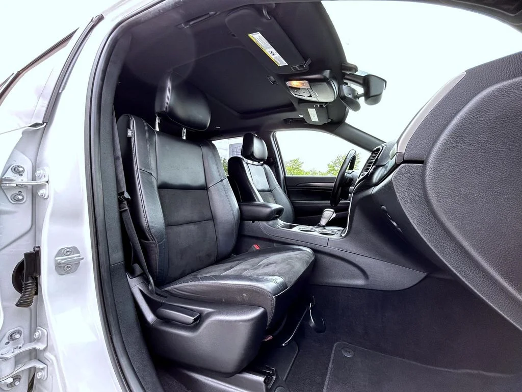2019 Jeep Grand Cherokee Altitude - Photo 16