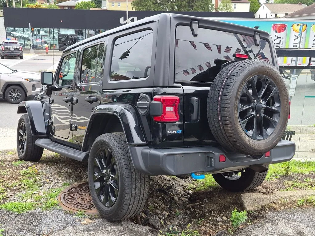 Used 2023 Black Jeep Sahara 4xe image 9