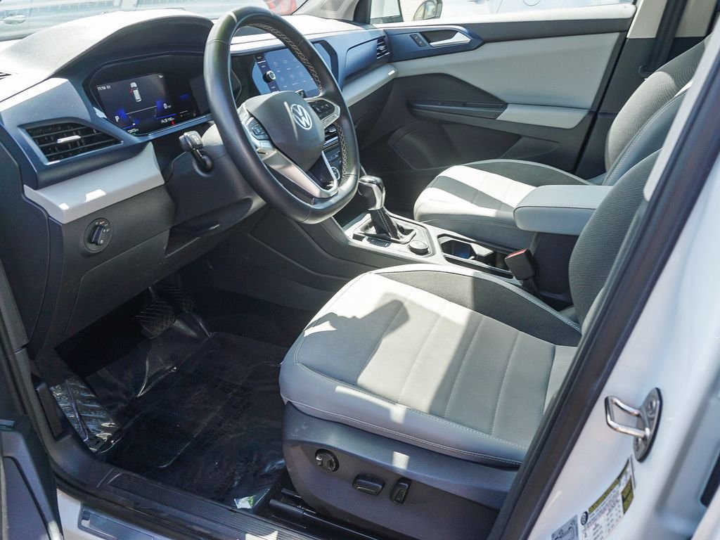 Used 2022  Volkswagen 1.5T SE image 19