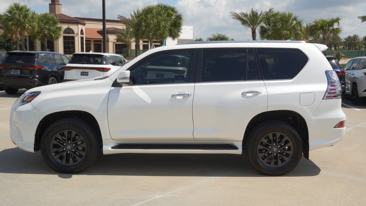 Certified Used 2023 EMINENT WHITE PEARL Lexus GX 460 Premium image 5