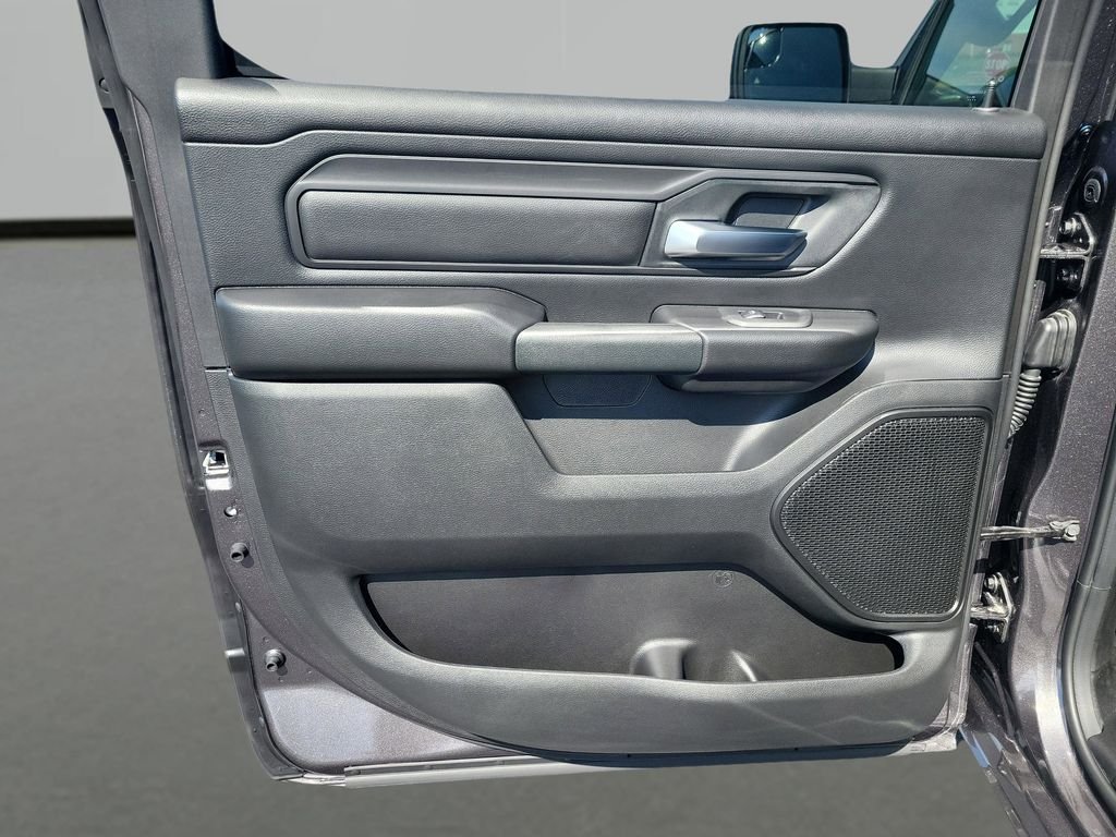 New 2026 Granite Crystal Metallic Clear-Coat Exterior Paint RAM Express image 28