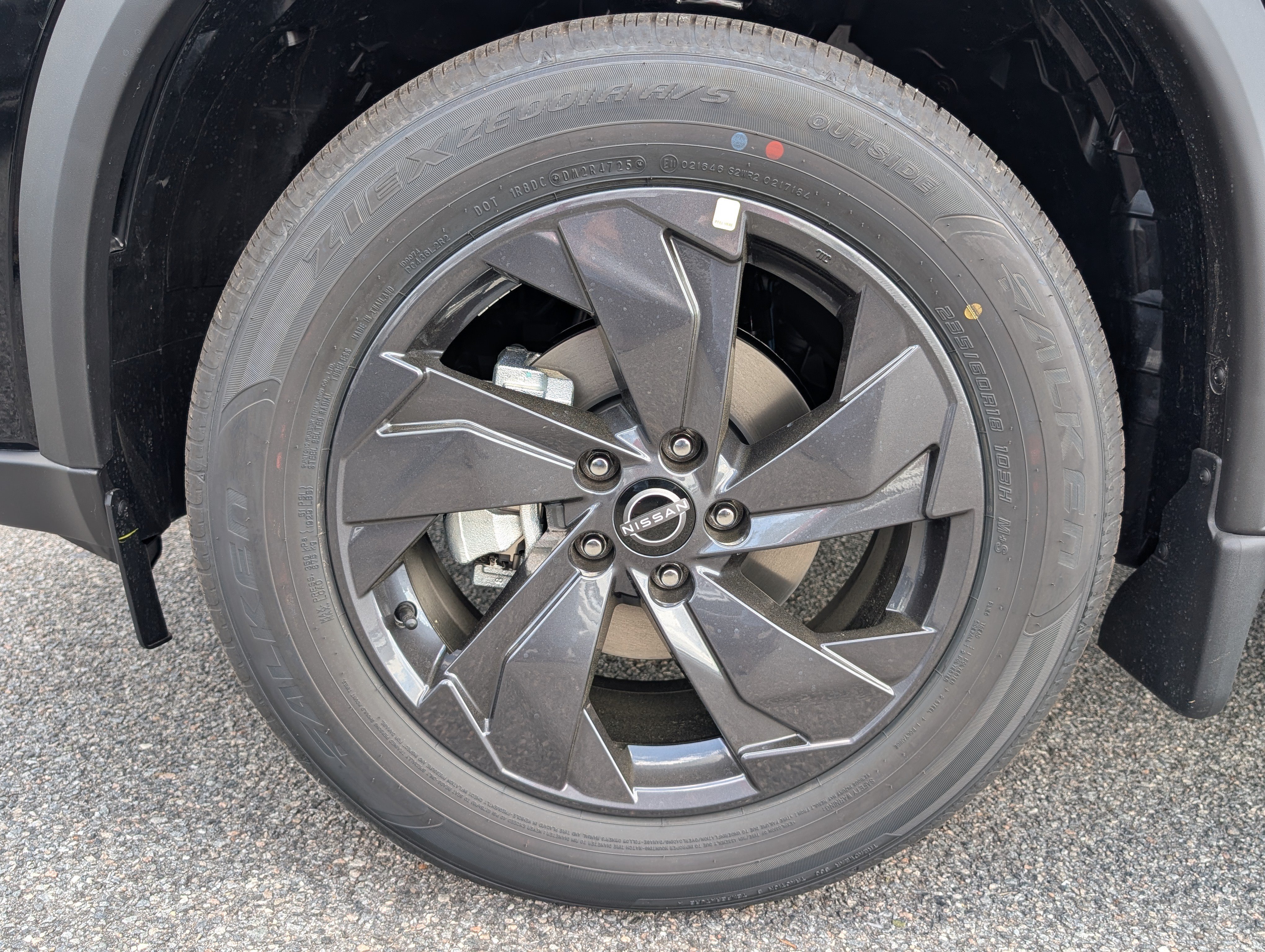 New 2026 Super Black Nissan SV image 12