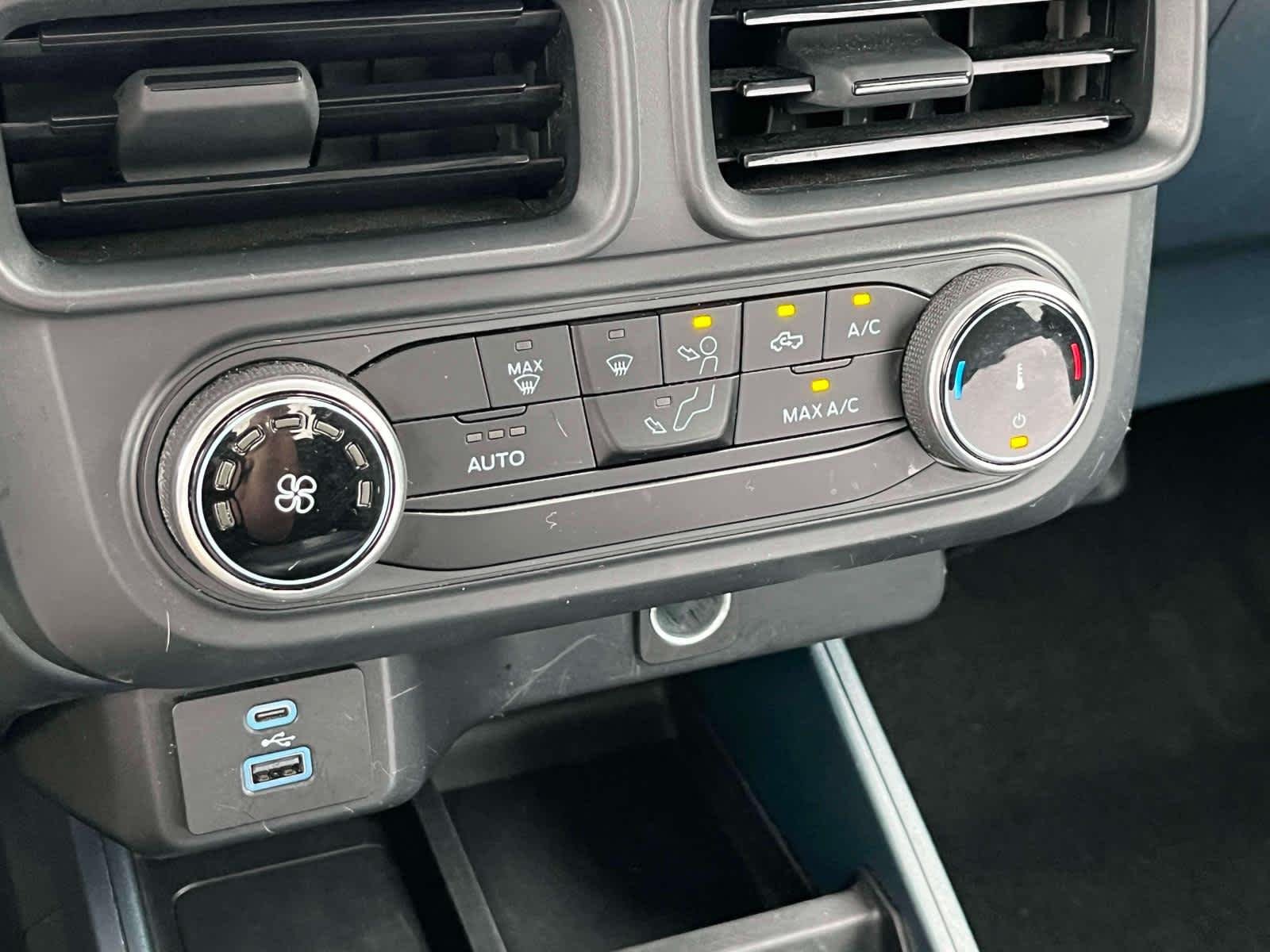 Used 2024 Cactus Gray Ford XL image 28