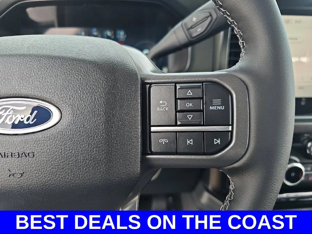New 2026 Glacier Gray Metallic Tri-Coat Ford F-250® Lariat® image 17
