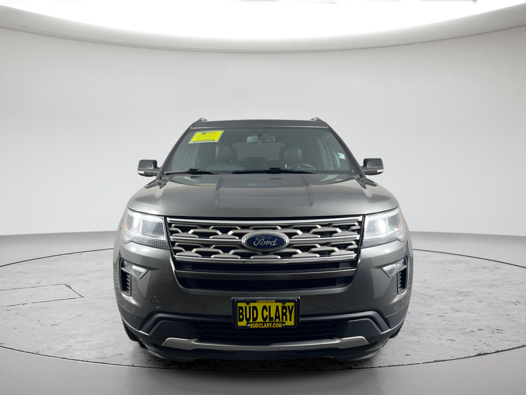 Used 2018 Magnetic Metallic Ford XLT image 2