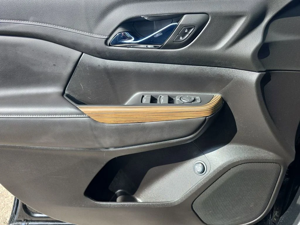 2023 GMC Acadia SLE - Photo 23