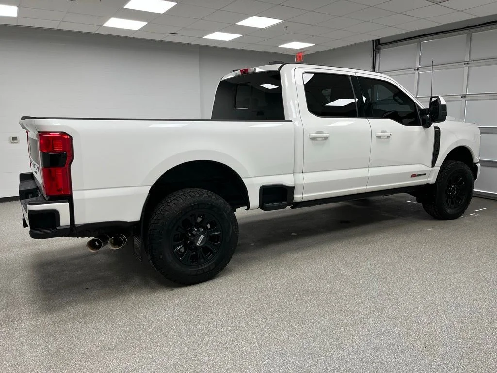 Used 2023 White Ford Lariat image 11
