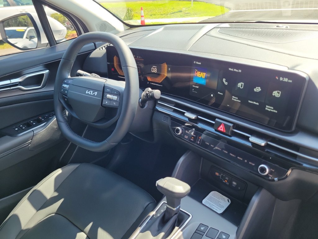 New 2026 Glacial White Pearl Kia EX image 8