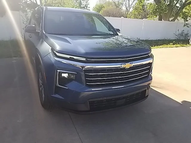 2025 Chevrolet Traverse LT - Photo 6