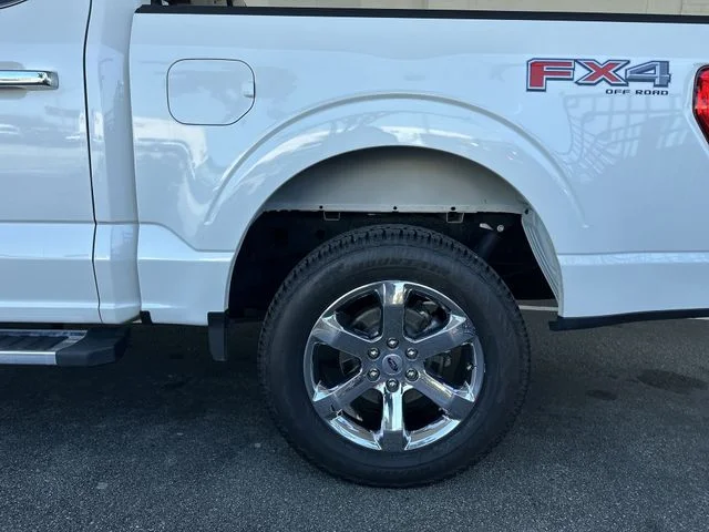 Used 2022 White Ford Lariat image 10