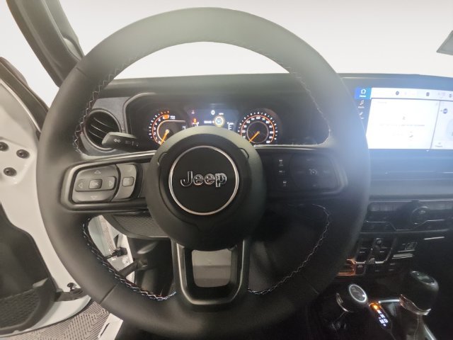 New 2026 White/off-white Jeep Sport image 12