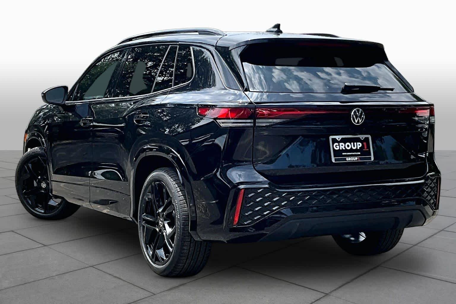 New 2026 Deep Black Pear Volkswagen 2.0T SE R-Line Black image 12