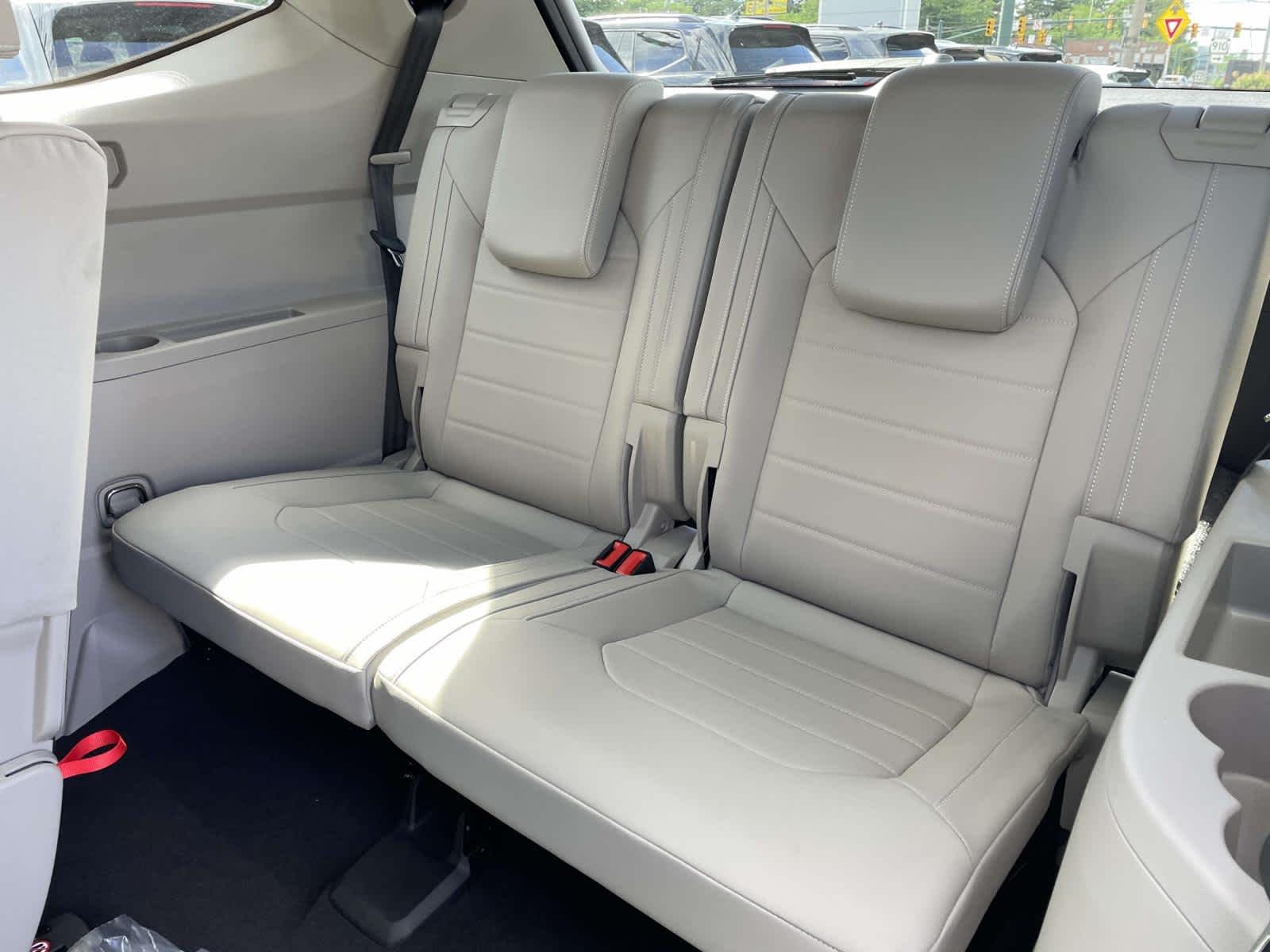 New 2026 Opal White Pearl Volkswagen 2.0T SEL image 17