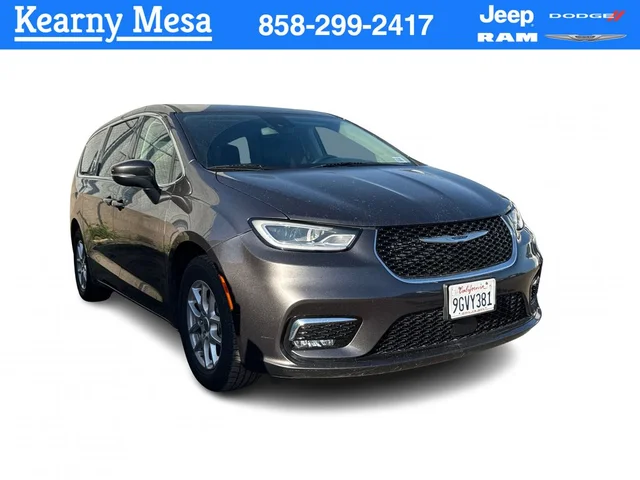 2023 Chrysler Pacifica Touring L