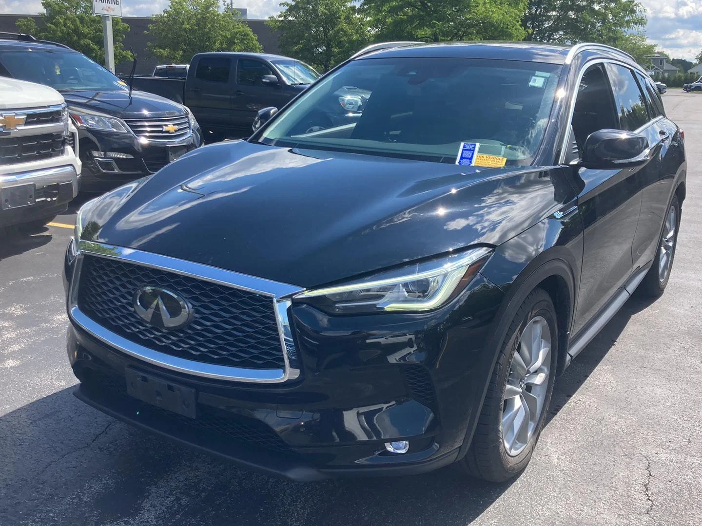 Used 2020 Black Obsidian INFINITI LUXE image 3
