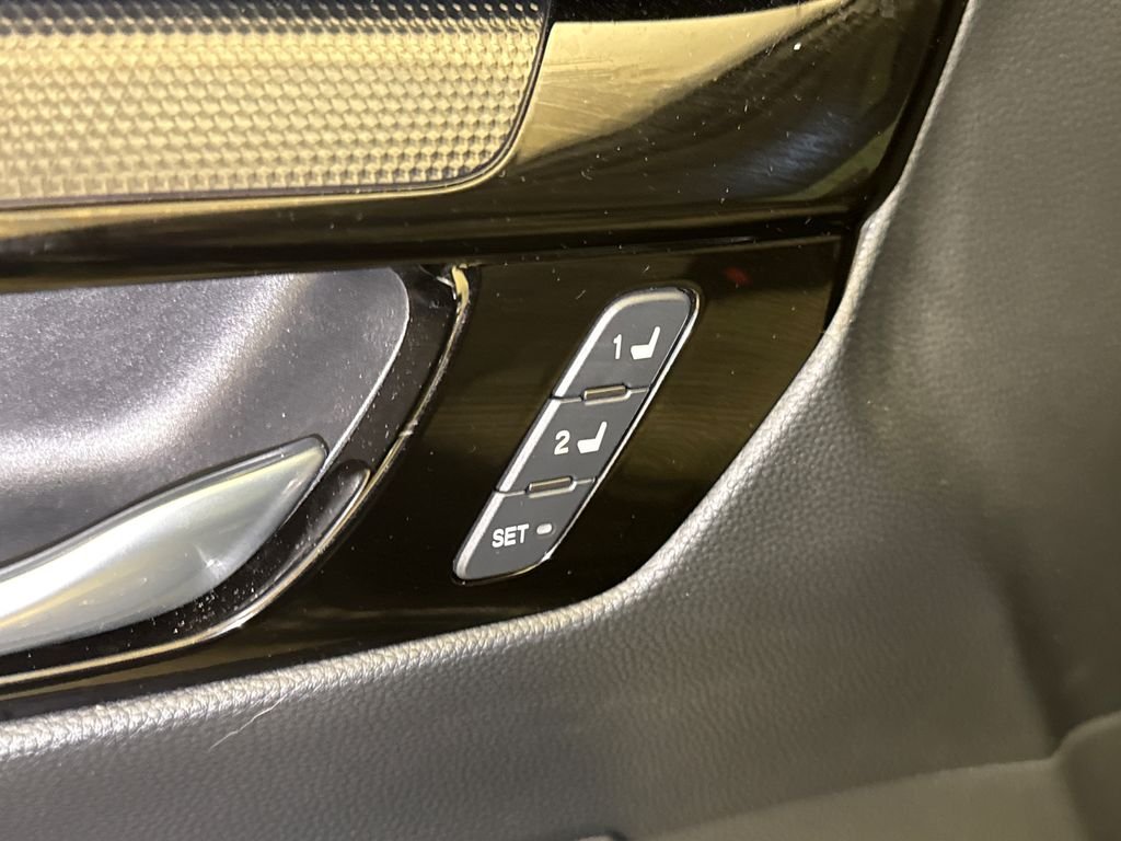 Used 2024 Meteorite Gray Metallic Honda EX-L image 21