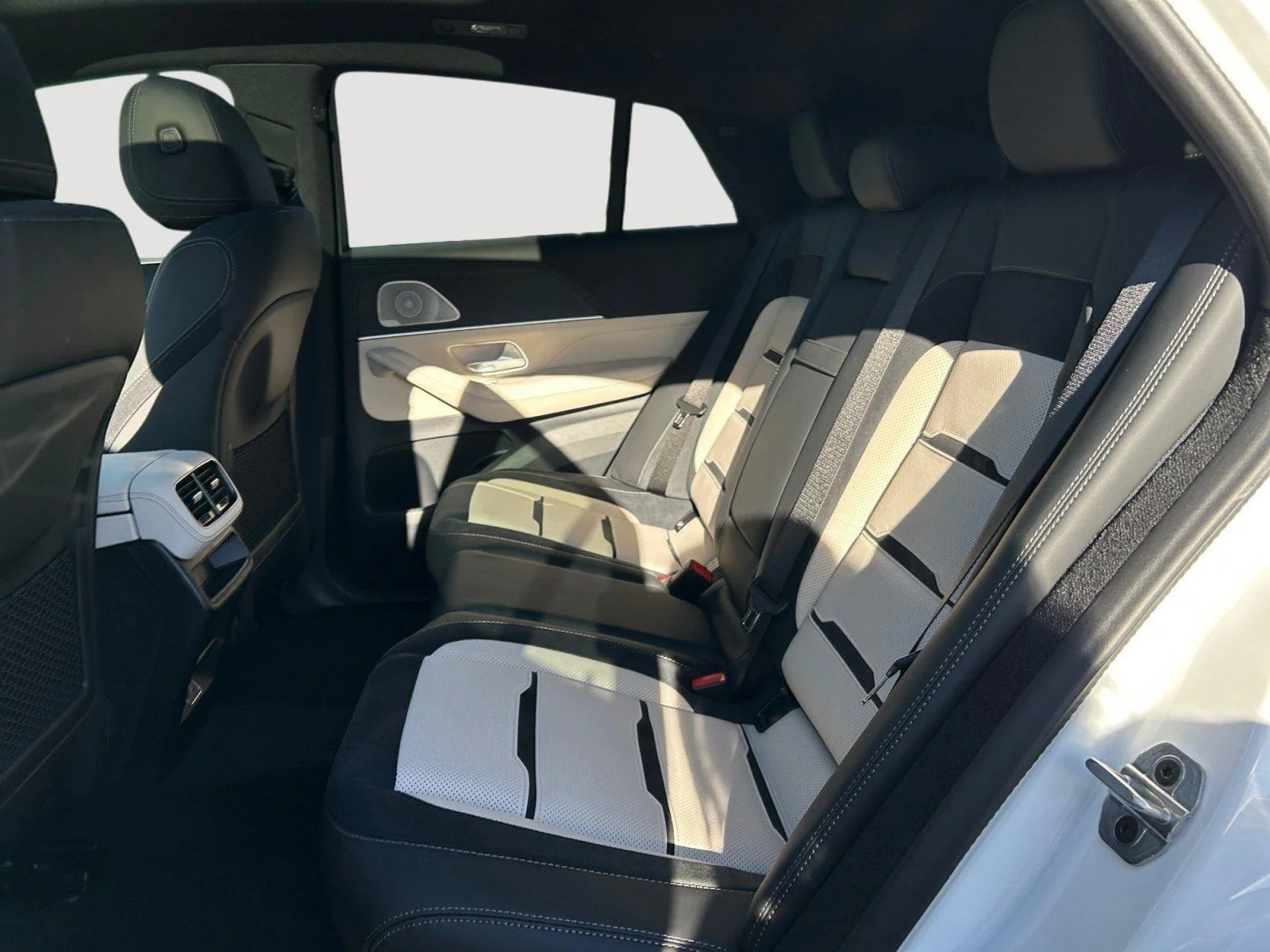 New 2026 Polar White Mercedes-Benz AMG® GLE 53 4MATIC+ Coupe image 26