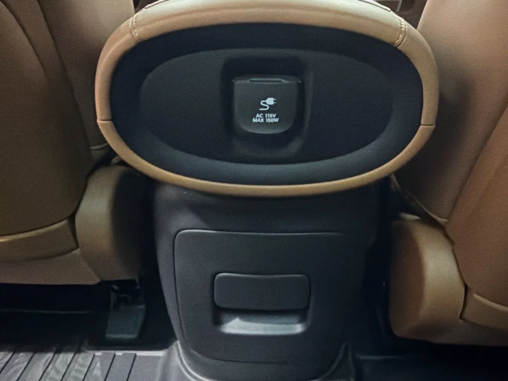 New 2027 Creamy White Pearl Hyundai Calligraphy image 21