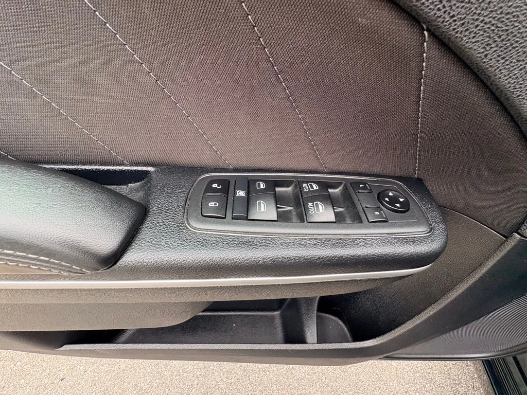 Used 2020 Black Dodge SXT image 15