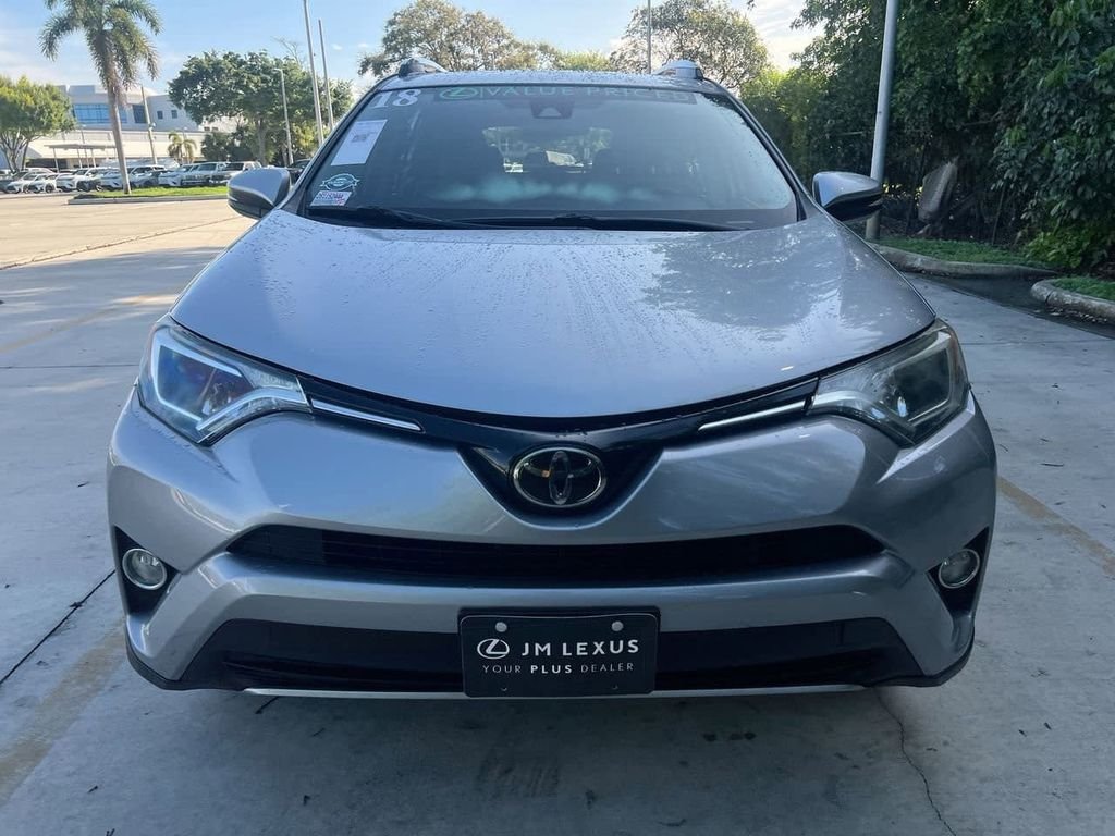 Used 2018 Toyota RAV4 XLE with VIN JTMRFREVXJJ224967 for sale in Margate, FL