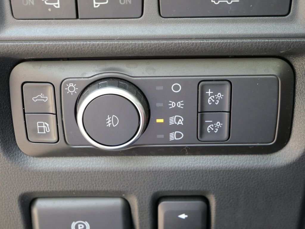 Used 2021 Gray Ford Platinum image 17
