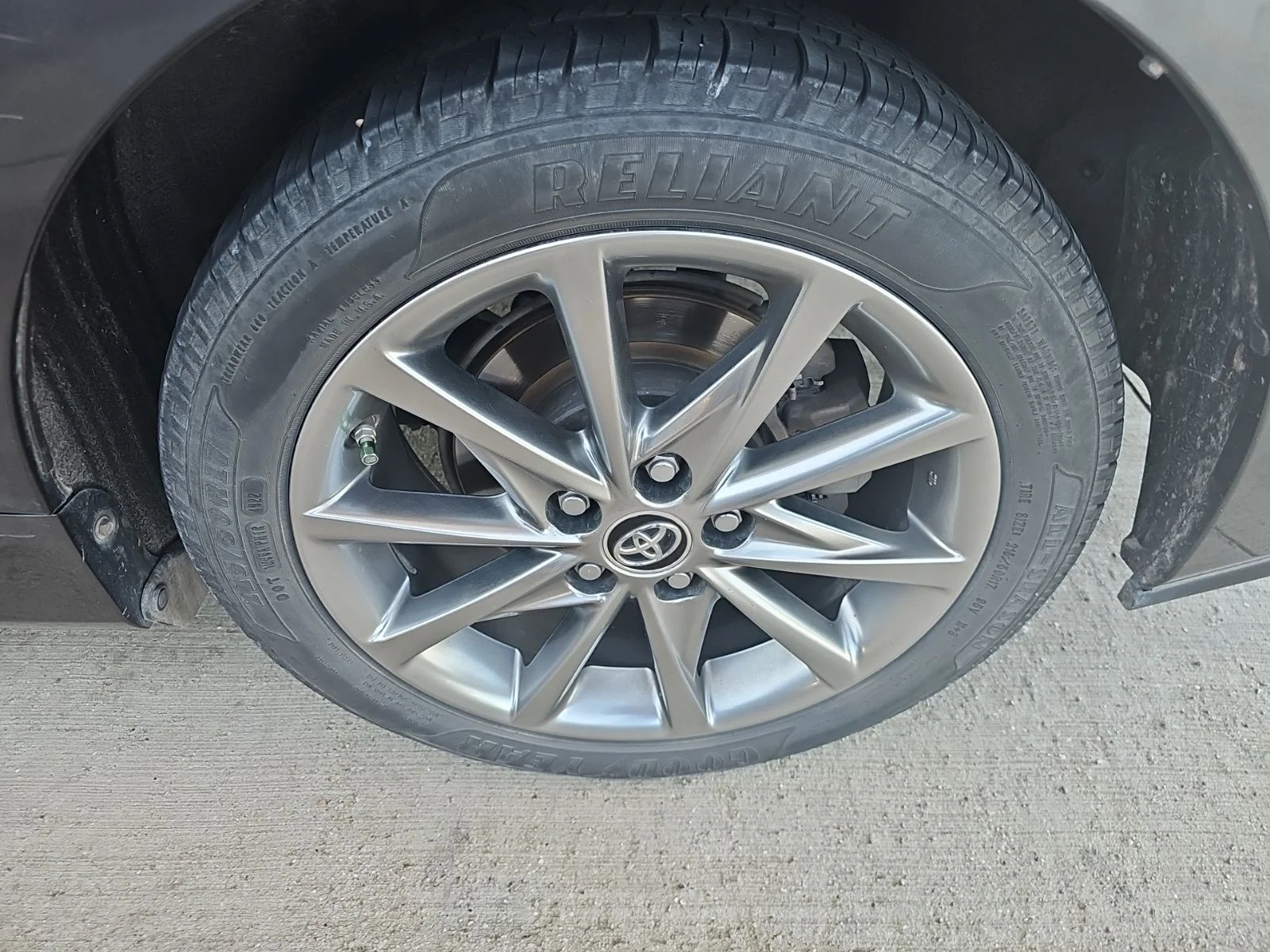 Used 2016 Gray Toyota Five image 10