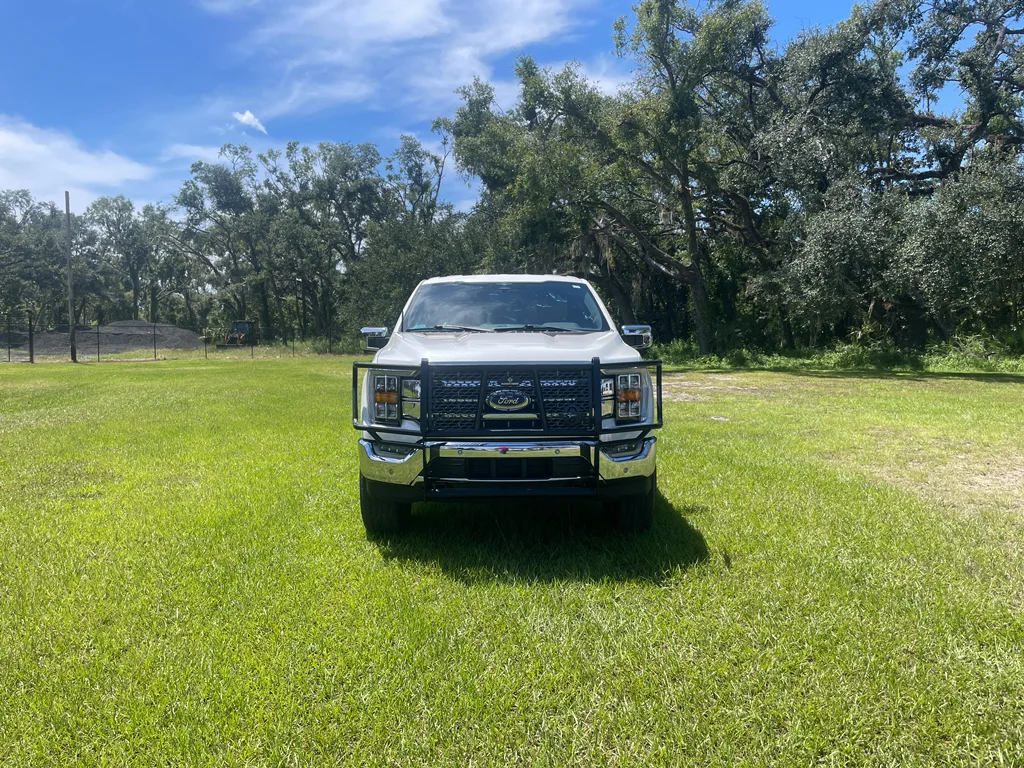 Used 2023 Star White Ford Lariat 4X4 Hybrid image 8