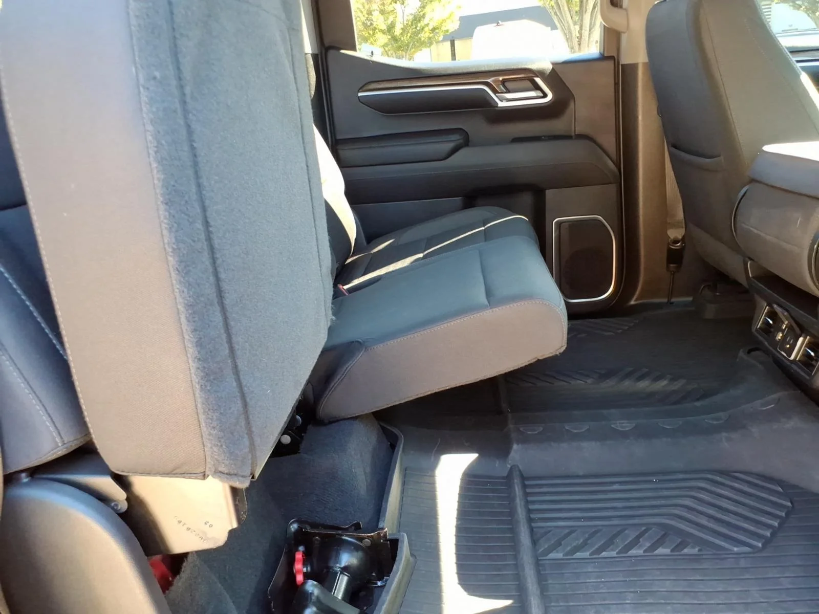 Used 2022 Red Hot Chevrolet RST image 30