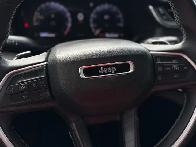 Used 2022 White Jeep Limited image 30