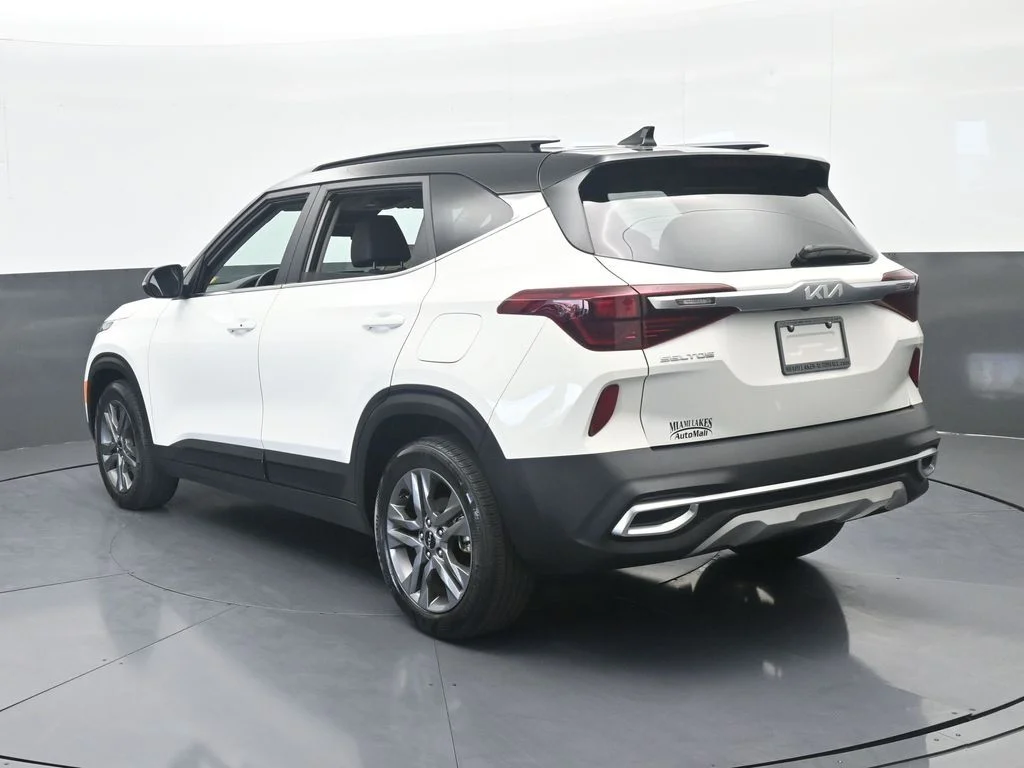 Used 2023 Clear White/Black Roof Kia S image 4