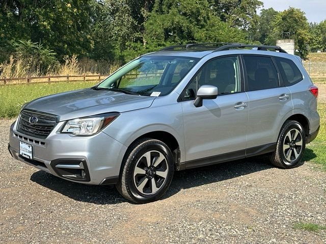Used 2018 Ice Silver Metallic Subaru 2.5i Premium image 5