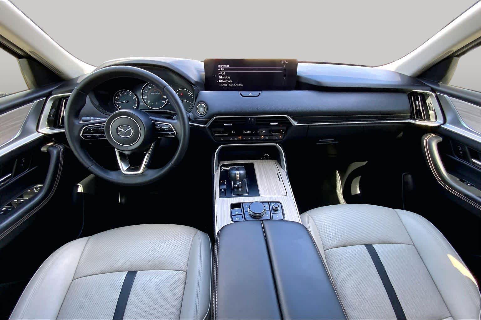2025 Mazda CX-90 Preferred Package - Photo 16