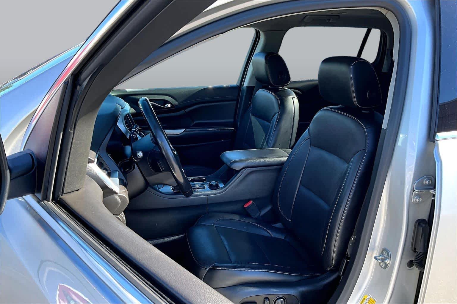 Used 2019 Quicksilver Metallic GMC SLT image 9