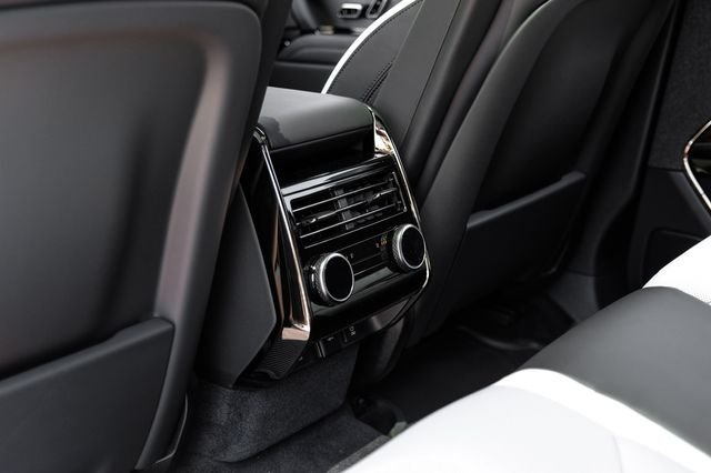 New 2026 White Land Rover Dynamic SE image 46