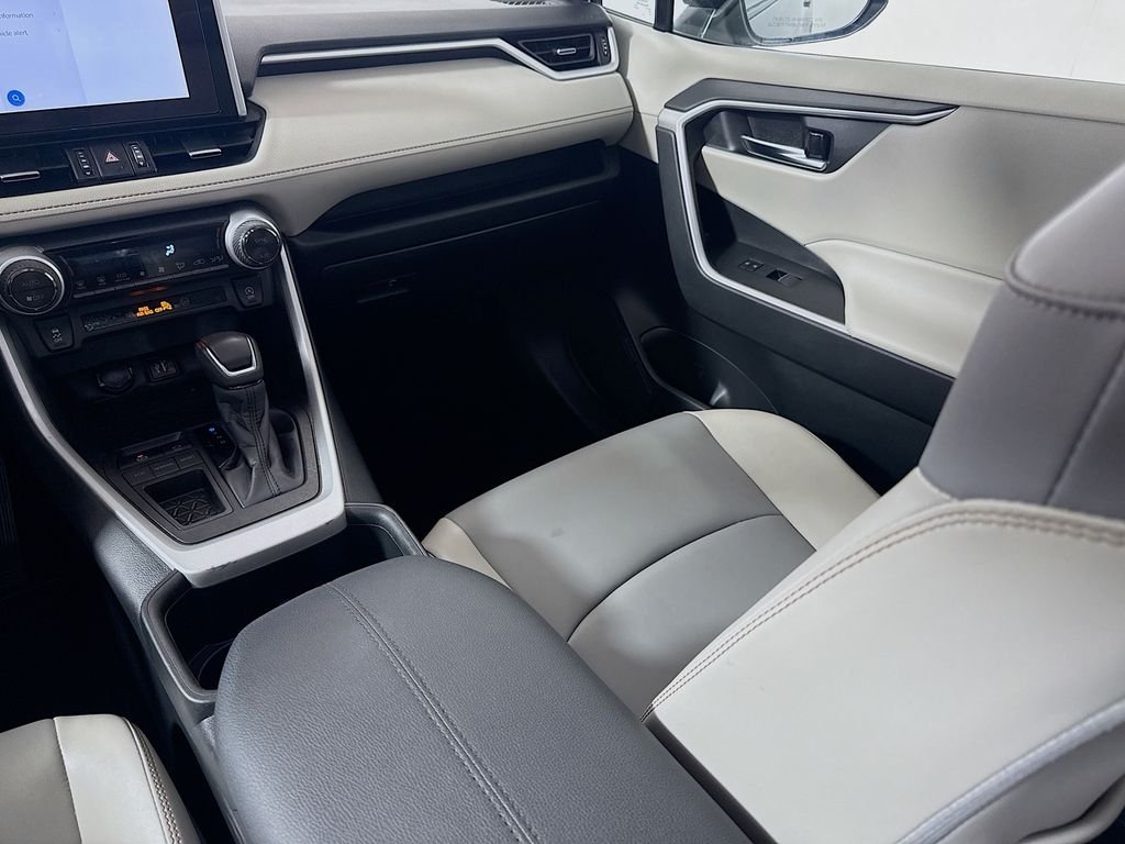 Used 2024 Magnetic Gray Metallic Toyota XLE Premium image 22