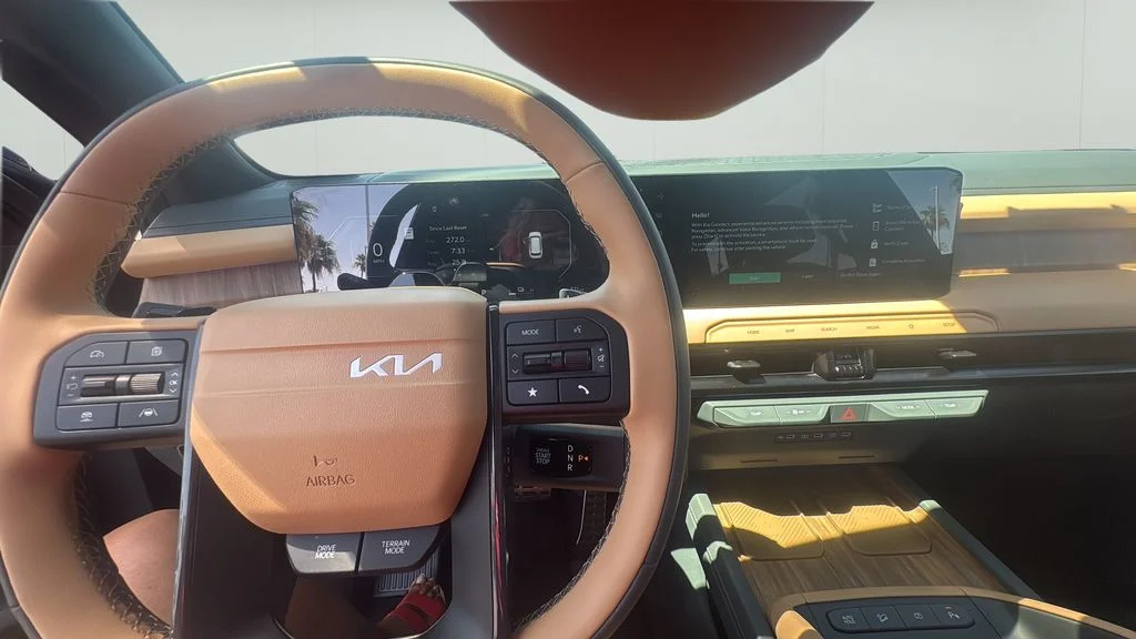 Used 2027 Ebony Black Kia X-Line SX image 9