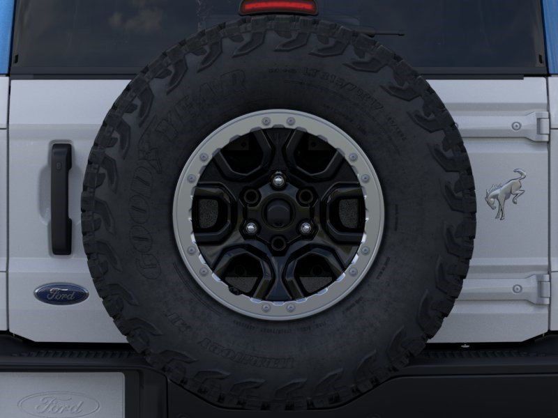 New 2026 Oxford White Ford Badlands image 24